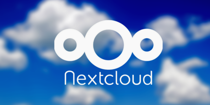 Nextcloud logo u oblacima